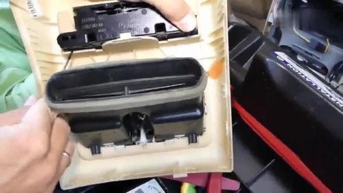 修车拆解爆料视频,视频爆料背后的汽车维修真相  第1张